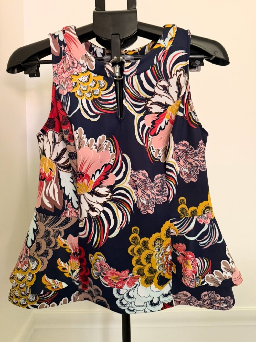 7th Avenue Navy Floral Sleeveless Peplum Top Size S